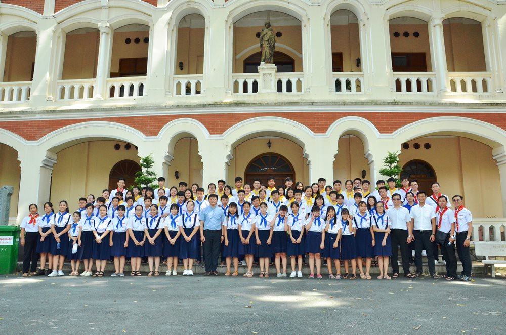 Đoàn TNTT - Buổi học ngoại khóa tại ĐCV Thánh Giuse Sài Gòn