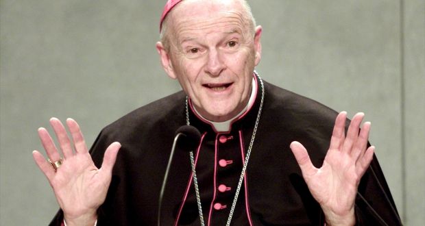 Hồng y McCarrick không còn là Hồng y nữa