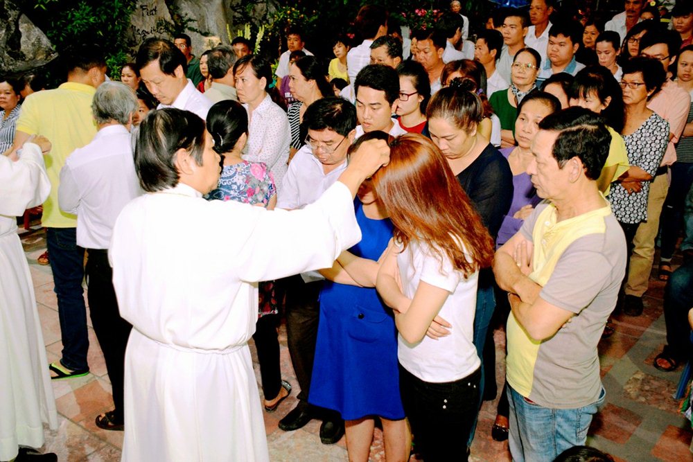DSC_9235-(Copy).jpg