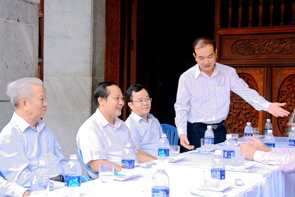 DSC_5160-(Copy).jpg